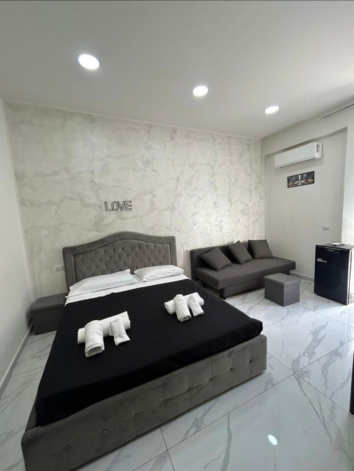 Terrazza Luxury Valentino Apartman Nápoly Kültér fotó