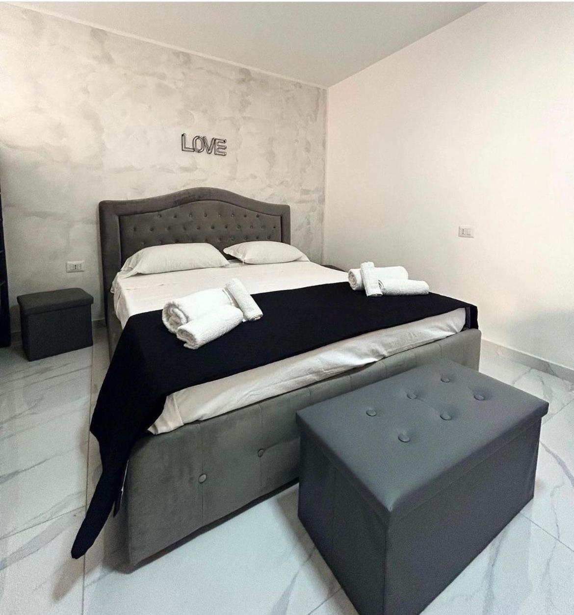 Terrazza Luxury Valentino Apartman Nápoly Kültér fotó